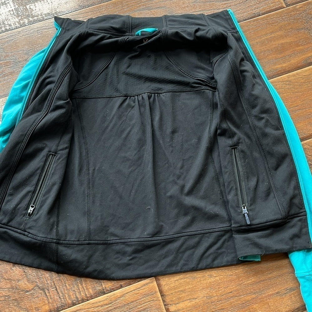 Ivivva Jacket - Size 10 - Picture 5 of 14